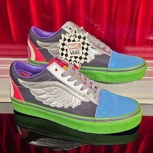 Vans Marvel Old Skool Avengers Multi Men’s 5.5 Women’s 7.0